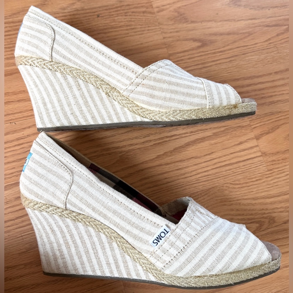 TOMS Cream and Natural Striped Peep-Toe Wedge Espadrilles
